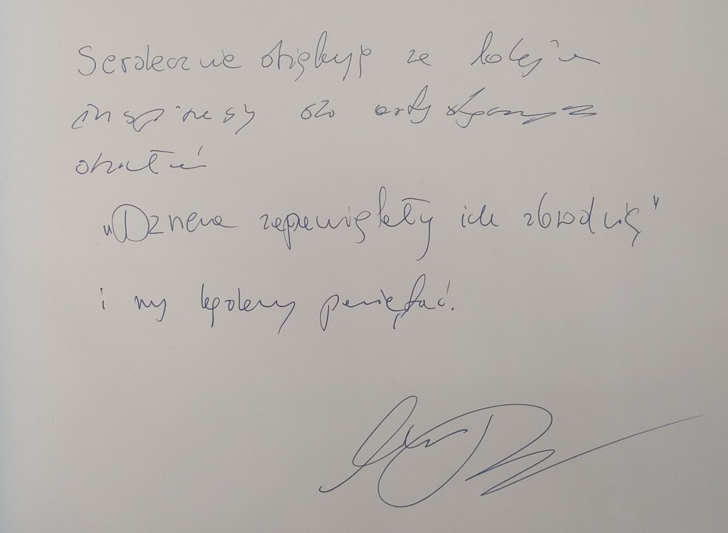 wpis Adama Deisnera w księdze gości Muzeum Piaśnickiego