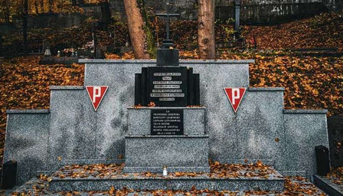 pomnik ofiar Stutthofu na Starym Cmentarzu w Wejherowie