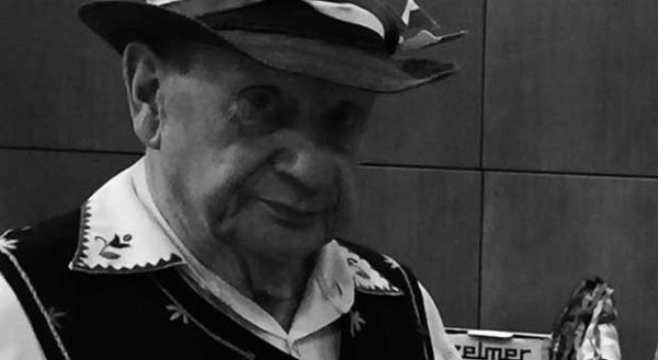 Tadeusz Makowski w stroju kaszubskim