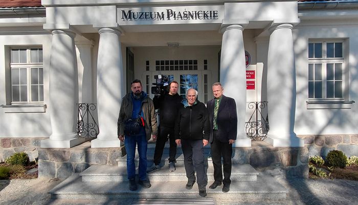 kronika zwiadowców historii