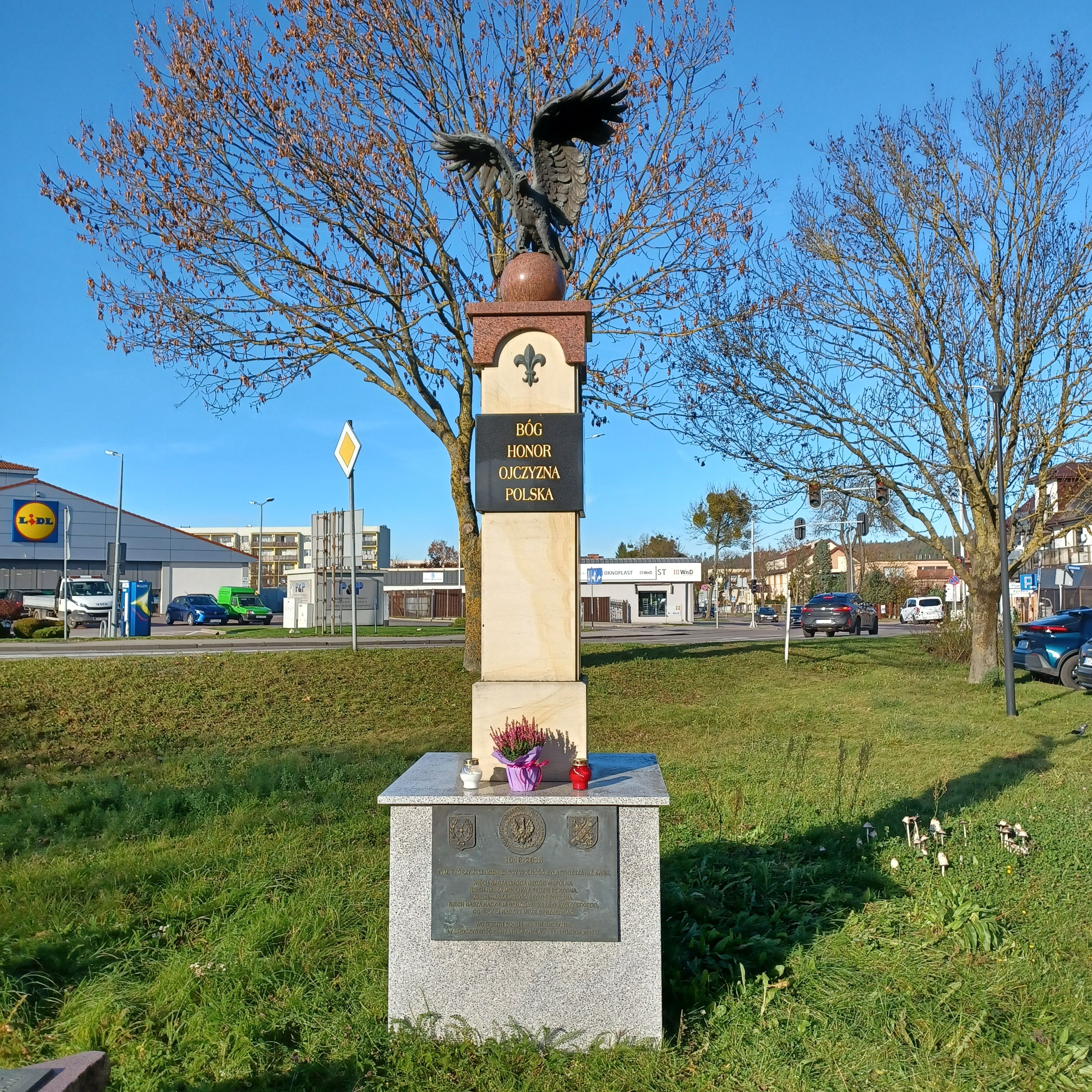 pomnik 100-lecia odzyskania niepodległości w Wejherowie