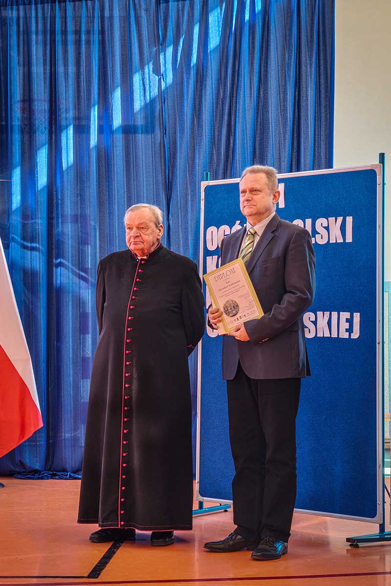 ksiądz infułat Daniel Nowak i Mirosław Lademann