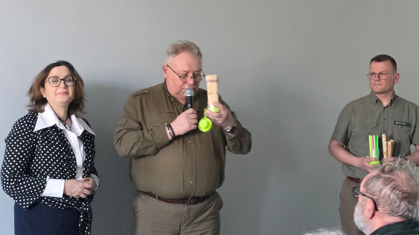 prelegencki wykładu o Lasach Piaśnickich