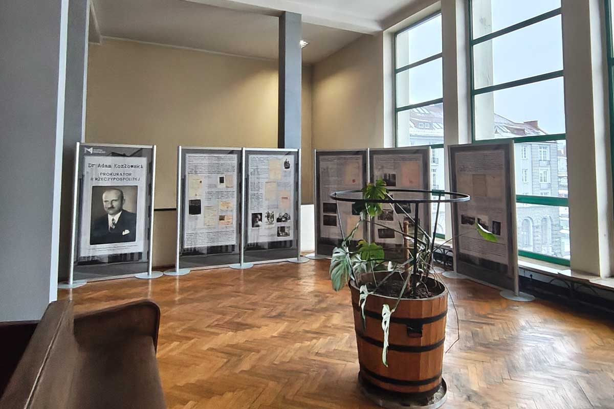 wystawa mobilna dr Adam Kozłowski Muzeum Piaśnickie