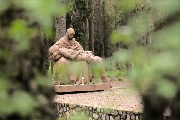 Denkmal in den Piaśnica-Wäldern